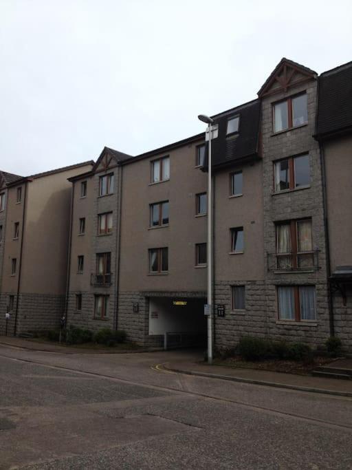 Appartement Granite Getaways - Union Skyview à Aberdeen Extérieur photo