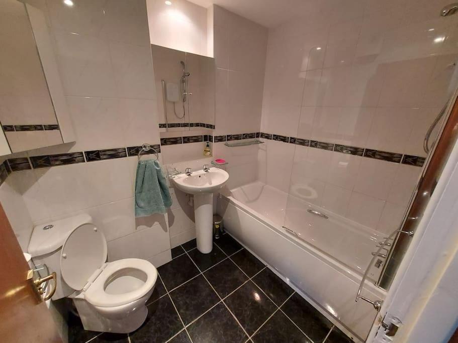 Appartement Granite Getaways - Union Skyview à Aberdeen Extérieur photo